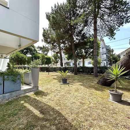 Apartamento 3 Pièces Avec Jardin Et Terrasse à - Fr-1-245-102