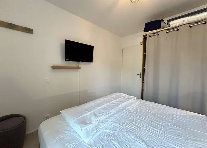 3 Pieces Avec Jardin Et Terrasse A - Fr-1-245-102 * La Baule