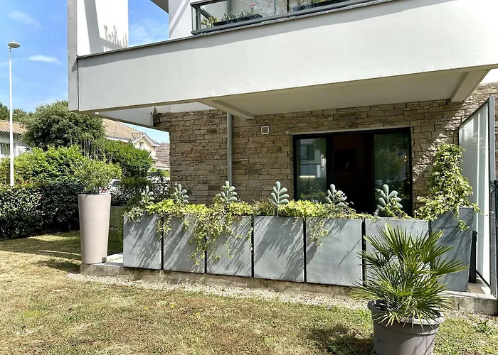 公寓 3 Pieces Avec Jardin Et Terrasse A - Fr-1-245-102 *